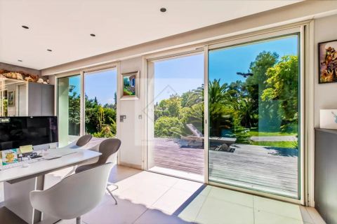 Villa i Mougins, Alpes-Maritimes, Mougins - € 2.290.000 | Ref: getkey_u_527062403 - foto 4