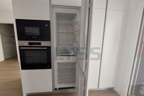Villa i Amadora, Lisbon, Amadora - € 698.000 | Ref: 3052A - foto 3