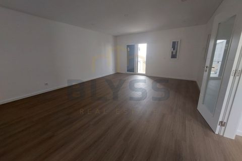 Villa i Amadora, Lisbon, Amadora - € 698.000 | Ref: 3052A - foto 6