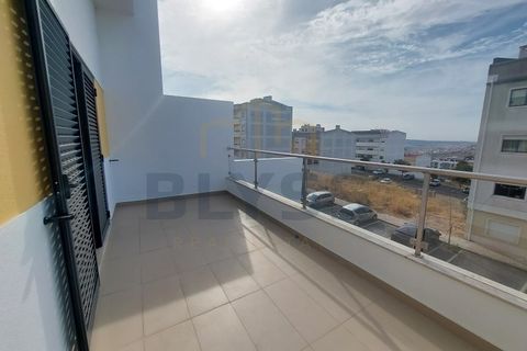 Villa i Amadora, Lisbon, Amadora - € 698.000 | Ref: 3052A - foto 13