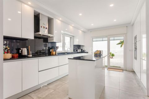 Villa i Almada, Setubal, Almada - € 1.099.000 | Ref: 120260090 - foto 6