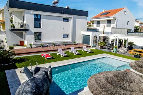 Villa i Almada, Setubal, Almada - € 1.099.000 | Ref: 120260090 - foto 9