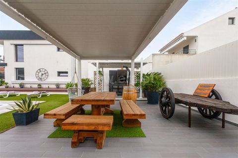 Villa i Almada, Setubal, Almada - € 1.099.000 | Ref: 120260090 - foto 20
