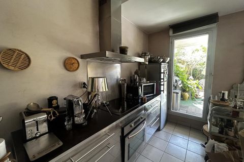 Lejlighed i Marseille, Bouches-du-Rhone, Marseille - € 279.000 | Ref: OKM_T3_130013_SM - foto 10