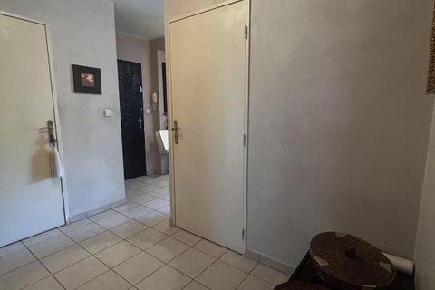 Lejlighed i Marseille, Bouches-du-Rhone, Marseille - € 279.000 | Ref: OKM_T3_130013_SM - foto 16