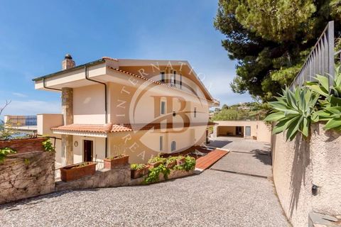 Villa a Messina, Messina, Messina - € 3.000.000 | Ref: IC 3 - foto 8
