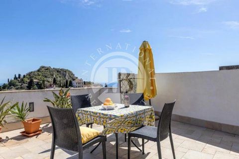 Villa i Taormina, Messina, Taormina - € 700.000 | Ref: IC 7 - foto 1