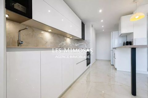 Lejlighed i Saint-Raphaël, Var, Saint-Raphaël - € 459.000 | Ref: 7302 - foto 2