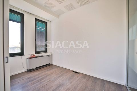 Erhvervsejendom i Vimercate, Monza and Brianza, Vimercate - € 650.000 | Ref: UFF.VIMERCATE-TS650V - foto 20