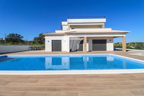 Villa i Lagoa, Faro, Lagoa - € 1.499.500 | Ref: 4429 - foto 1