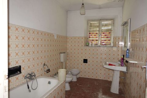 Farm hus i Canelli, Asti, Canelli - € 190.000 | Ref: CP-1738-1174669 - foto 10