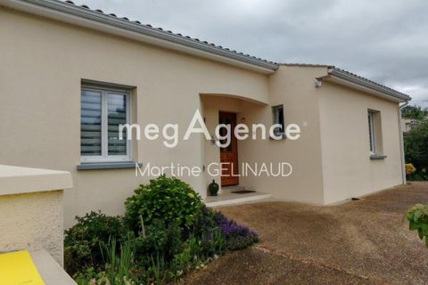 Villa en Saintes, Charente-Maritime, Saintes - € 329.500 | Ref: 203918 - photo 1