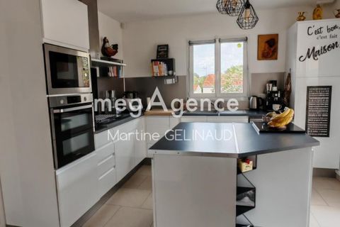 Villa en Saintes, Charente-Maritime, Saintes - € 329.500 | Ref: 203918 - photo 2