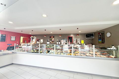 L'establiment comercial a Ernee, Mayenne, Ernee - € 142.583 | Ref: 202522 - foto 7