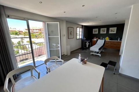 Lejlighed i Sainte-Maxime, Var, Sainte-Maxime - € 315.000 | Ref: 204012 - foto 2