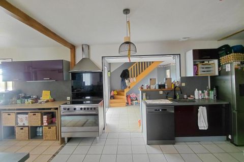 Villa a Tuffé, Sarthe, Tuffé - € 357.000 | Ref: 203905 - foto 3