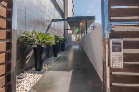 Lejlighed i Ibiza, Ibiza, Ibiza - € 1.060.000 | Ref: Vistas a playa de Talamanca, apartamento planta alta 2 dormitorios y 2 baños - foto 8