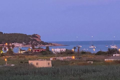 Lejlighed i Ibiza, Ibiza, Ibiza - € 1.060.000 | Ref: Vistas a playa de Talamanca, apartamento planta alta 2 dormitorios y 2 baños - foto 32