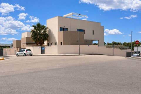Villa i Benijofar, Alicante, Benijofar - € 795.995 | Ref: CM409 - foto 7