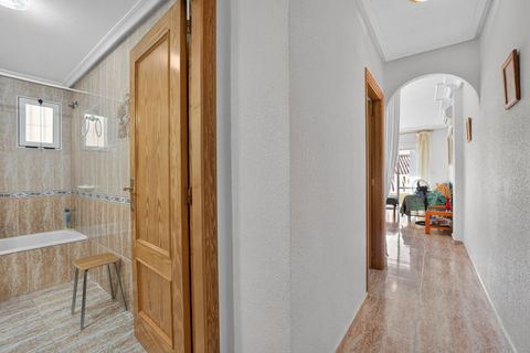 Leilighet i Torrevieja, Alicante, Torrevieja - € 149 900 | Ref: CLDJJ-68881 - foto 17