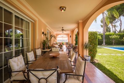 Villa i Marbella, Malaga, Marbella - € 3.850.000 | Ref: BHHS-MAR-06142 - foto 4