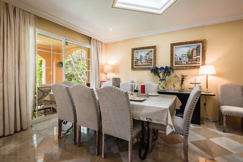 Villa i Marbella, Malaga, Marbella - € 3.850.000 | Ref: BHHS-MAR-06142 - foto 11