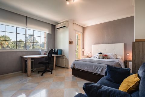 Villa i Marbella, Malaga, Marbella - € 3.850.000 | Ref: BHHS-MAR-06142 - foto 36
