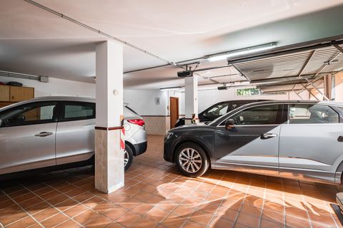 Villa i Marbella, Malaga, Marbella - € 3.850.000 | Ref: BHHS-MAR-06142 - foto 48
