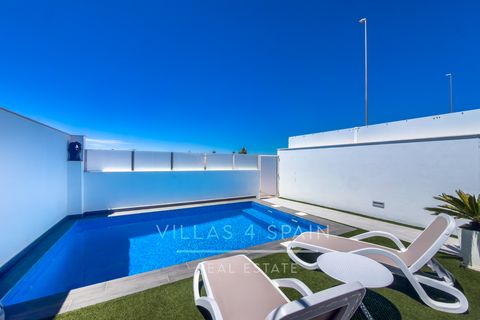 Villa i Daya Nueva, Alicante, Daya Nueva - € 399.950 | Ref: V4S5405 - foto 2