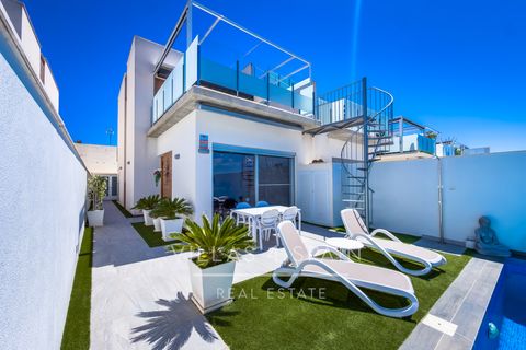 Villa i Daya Nueva, Alicante, Daya Nueva - € 399.950 | Ref: V4S5405 - foto 4