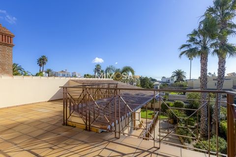 Villa a Luz, Faro, Luz - € 980.000 | Ref: VM1195 - foto 32