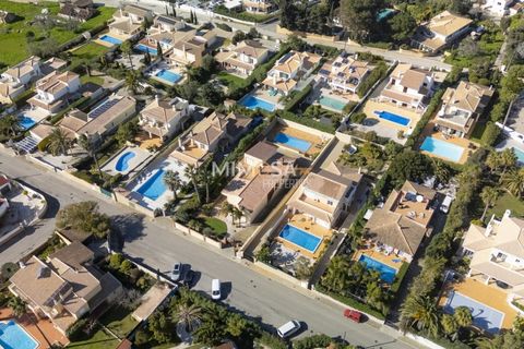 Villa a Luz, Faro, Luz - € 980.000 | Ref: VM1195 - foto 37