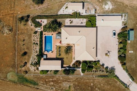 Villa a Bensafrim, Faro, Bensafrim - € 1.150.000 | Ref: VM989 - foto 3