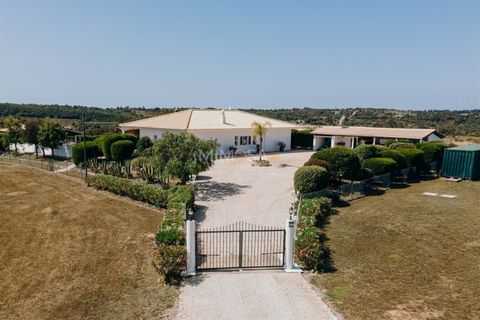 Villa a Bensafrim, Faro, Bensafrim - € 1.150.000 | Ref: VM989 - foto 47