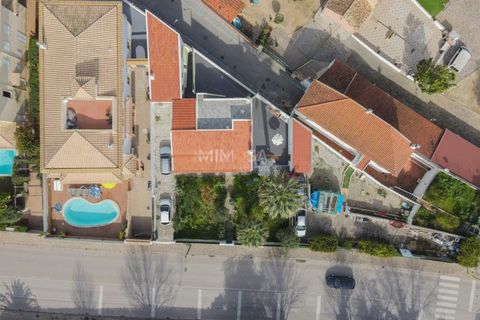 Villa i Alvor, Faro, Alvor - € 800.000 | Ref: VM1027 - foto 37