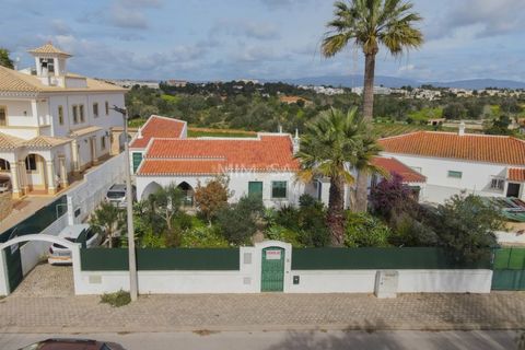 Villa i Alvor, Faro, Alvor - € 800.000 | Ref: VM1027 - foto 42