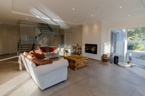 Villa a Alvor, Faro, Alvor - € 1.250.000 | Ref: VM1200 - foto 8