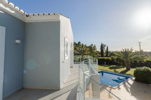 Villa a Alvor, Faro, Alvor - € 1.250.000 | Ref: VM1200 - foto 40