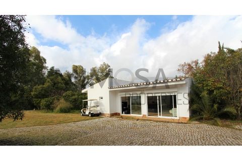 Villa a Alvor, Faro, Alvor - € 1.335.000 | Ref: VM551 - foto 12