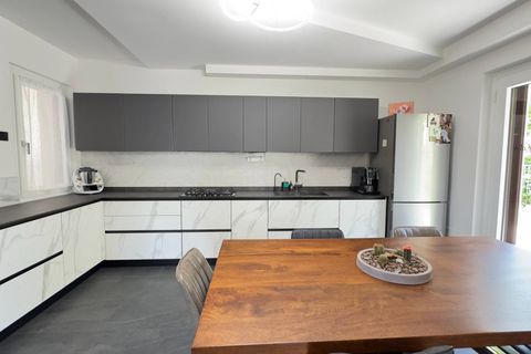 Villa in Vimercate, Monza and Brianza, Vimercate - € 695.000 | Ref: 2501 - foto 8