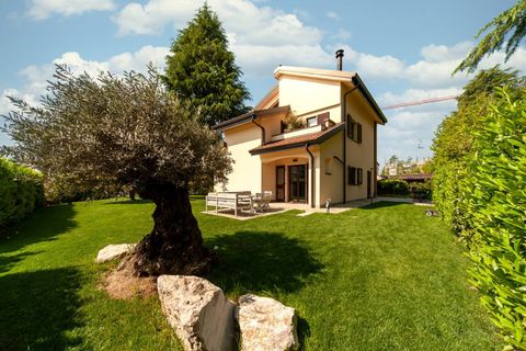 Villa in Vimercate, Monza and Brianza, Vimercate - € 695.000 | Ref: 2501 - foto 28