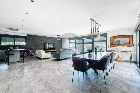 Villa i Menton, Alpes-Maritimes, Menton - € 1.150.000 | Ref: A06111 - foto 16