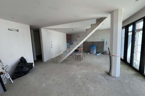 Villa a Rio Tinto, Porto, Rio Tinto - € 384.000 | Ref: 47/26 - foto 8