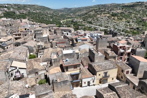 Villa a Modica, Ragusa, Modica - € 80.000 | Ref: L 2159 F - foto 31