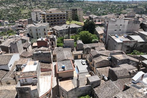 Villa a Modica, Ragusa, Modica - € 80.000 | Ref: L 2159 F - foto 35