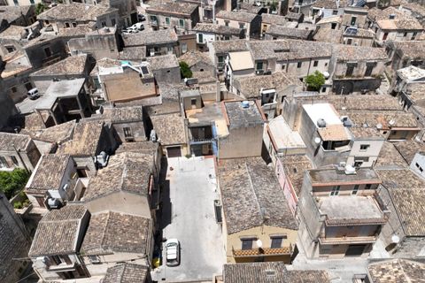 Villa a Modica, Ragusa, Modica - € 80.000 | Ref: L 2159 F - foto 37
