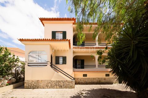 Villa a Oeiras, Lisbon, Oeiras - € 1.220.000 | Ref: 056260054 - foto 2