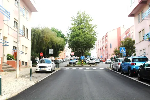 Garage i Massama, Lisbon, Massama - € 55.000 | Ref: C0246-03535 - foto 1
