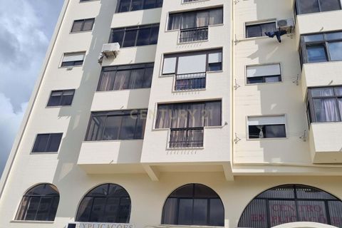Lejlighed i Amadora, Lisbon, Amadora - € 350.000 | Ref: C0246-03538 - foto 32