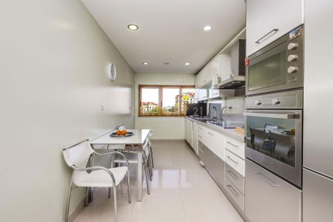 Lejlighed i Amadora, Lisbon, Amadora - € 431.000 | Ref: C0246-03537 - foto 13